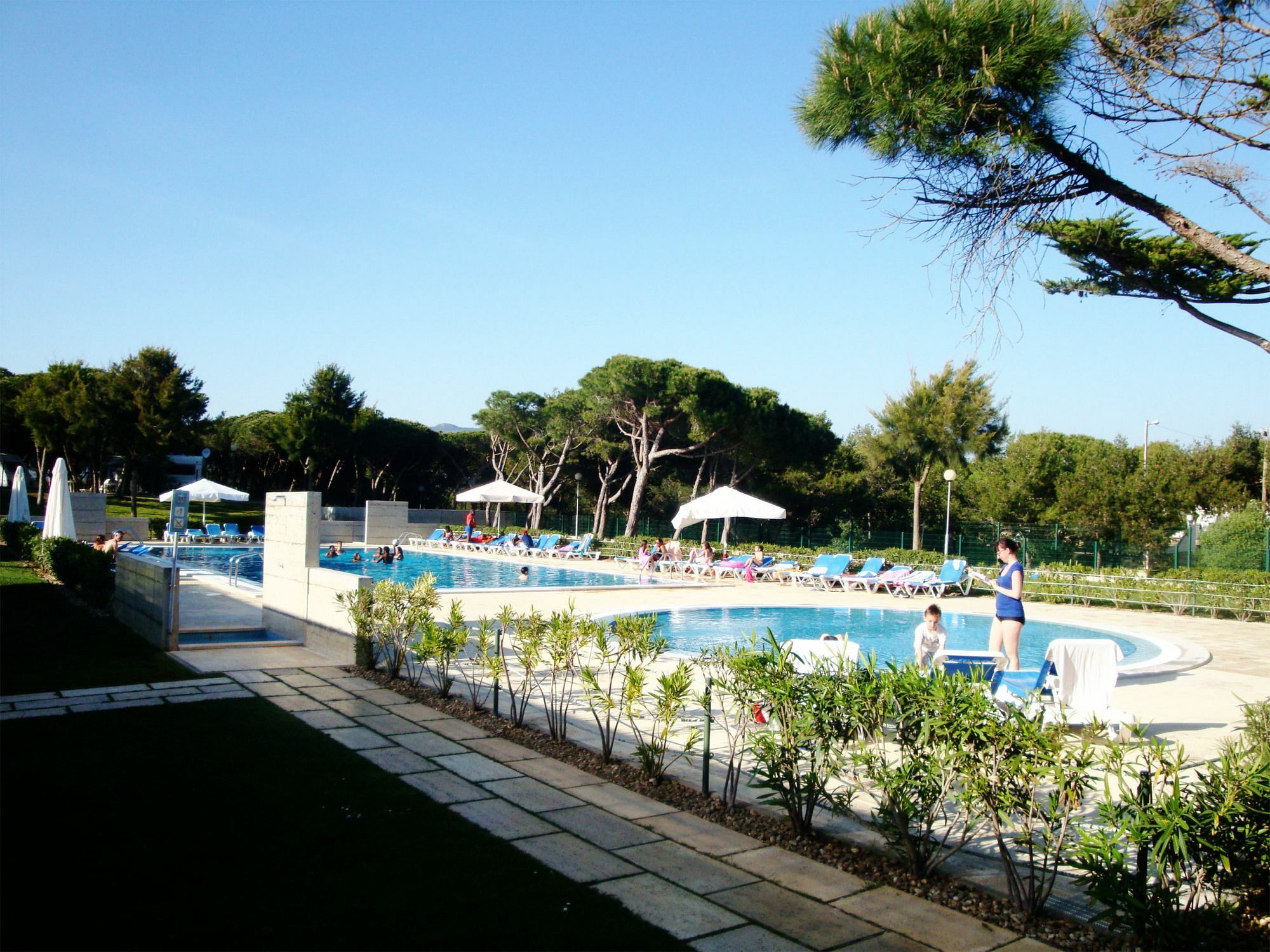Orbitur Guincho Bungalows - Caravan Park Cascais Exterior foto